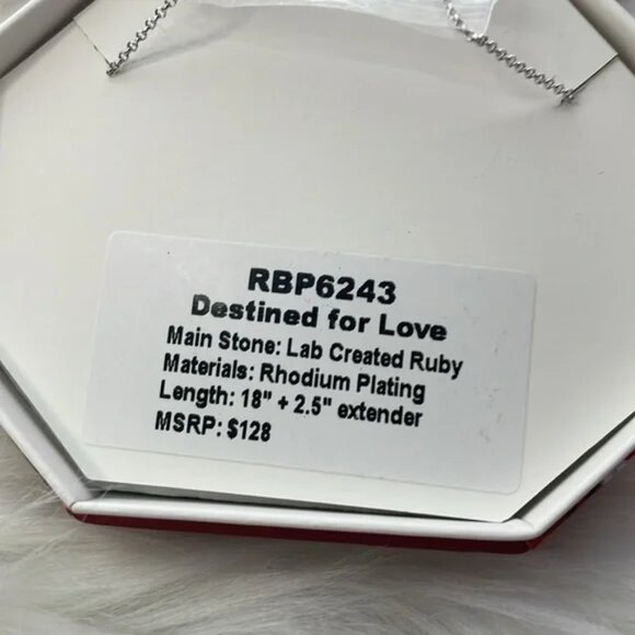 Bomb Party Necklace - Picture 2 of 2